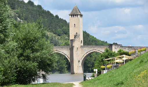 上海運動損傷術(shù)后康復的關(guān)鍵階段與訓練重點